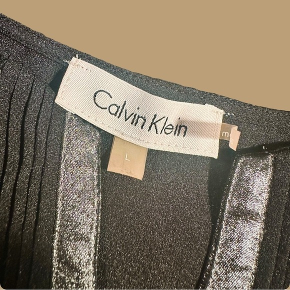 Calvin Klein Black & Silver Metallic Roll Tab Sleeve Notch Neck Blouse Size L - Picture 2 of 9